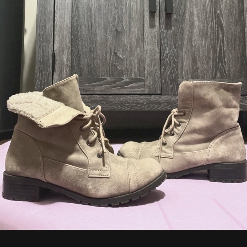 Ankle boots by SODA, Tan      5 1/2